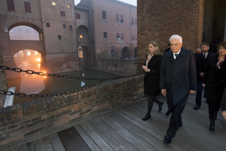 Il Presidente Sergio Mattarella al suo arrivo al Castello Estense