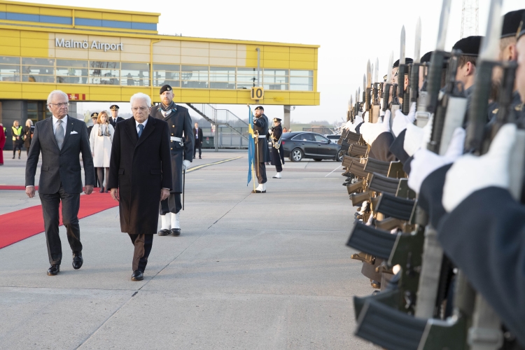 Il Presidente Mattarella e il Re di Svezia al termine della Visita di Stato 
