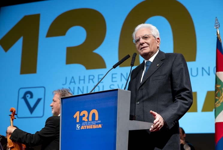 Il Presidente Sergio Mattarella  in occasione della cerimonia per i 130 anni dalla fondazione del Gruppo Athesia