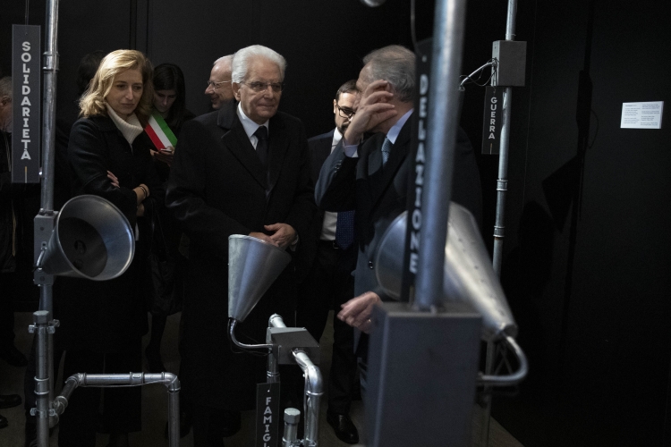 Il Presidente della Repubblica Sergio Mattarella visita la mostra sulle leggi razziali dal titolo "Che razza di Storia" al Polo '900.
