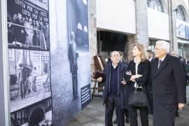 Il Presidente della Repubblica Sergio Mattarella e la Signora Laura, all'Arsenale della Pace (SERMIG),con il Presidente Ernesto Olivero
