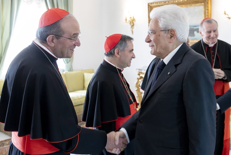 Il Presidente della Repubblica Sergio Mattarella con S.Em. Rev.ma il Cardinale Giuseppe Petrocchi