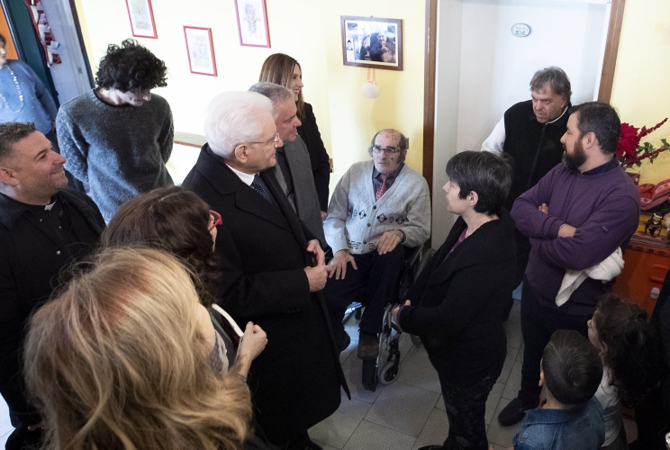 Il Presidente della Repubblica Sergio Mattarella visita la casa famiglia “Nonno Oreste”
