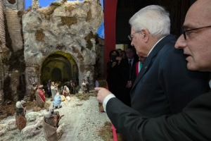 Mattarella inaugura Il presepe della Basilicata nel Palazzo del Quirinale