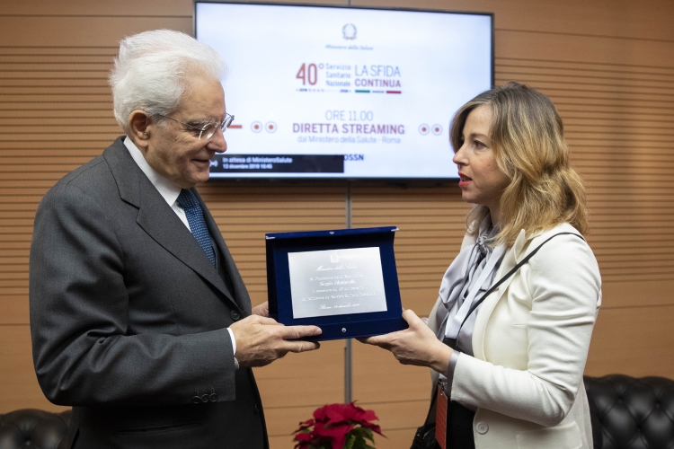 Il Presidente della repubblica Sergio Mattarella con il Ministro della Salute Giulia Grillo in occasione del Convegno dal titolo: "40 anni di Servizio Sanitario Nazionale 1978-2018. La sfida continua"