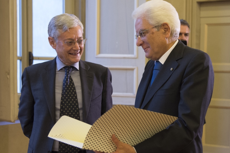 Il Presidente Sergio Mattarella con il Presidente dell'Accademia della Crusca Claudio Marazzini