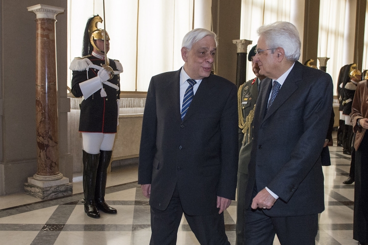 Il Presidente Sergio Mattarella con il Presidente della Repubblica Ellenica, Prokopios Pavlopoulos