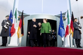  Il Presidente della Repubblica Sergio Mattarella con la Cancelliera Angela Merkel