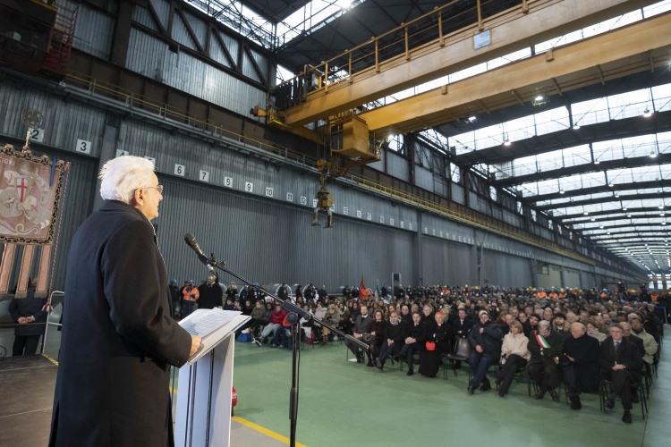 Il Presidente Sergio Mattarella a Genova nello stabilimento ArcelorMittal in occasione della cerimonia commemorativa del 40° anniversario dell'uccisione di Guido Rossa.
