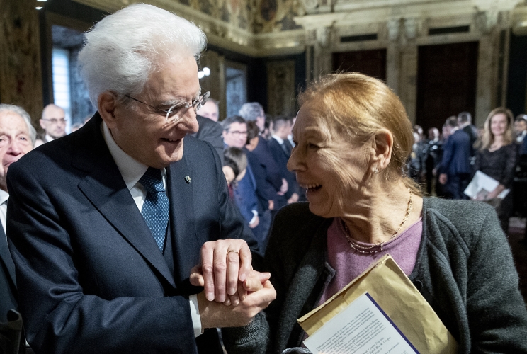 Il Presidente Sergio Mattarella al termine della celebrazione del “Giorno della Memoria" saluta la poetessa Edith Bruck