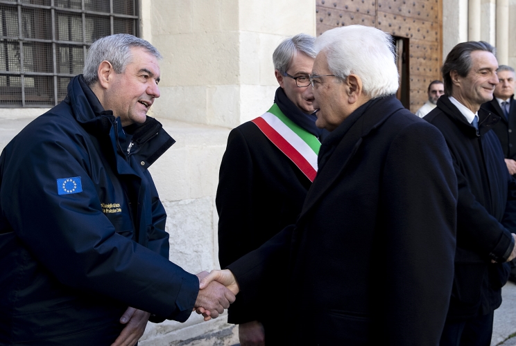 Il Presidente Sergio Mattarella con Angelo Borrelli, Capo Dipartimento della Protezione Civile, ai Funerali di Stato dell'on. Giuseppe Zamberletti 