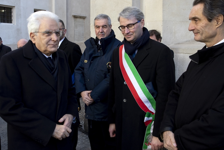 Il Presidente Sergio Mattarella con il Sindaco di Varese, Davide Galimberti,  ai Funerali di Stato dell'on. Giuseppe Zamberletti 