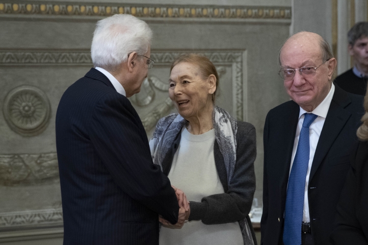 Il Presidente della Repubblica Sergio Mattarella con Edith Bruck in occasione del concerto per il centesimo anniversario della nascita di Tullia Zevi 