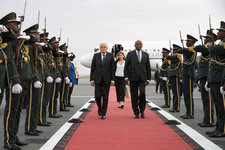 Il Presidente della Repubblica Sergio Mattarella con il Ministro delle Relazioni Esterne della Repubblica dell'Angola Manuel Domingos Augusto 

