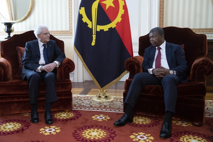 Il Presidente della Repubblica Sergio Mattarella a Palazzo Presidenziale nel corso dei colloqui con il Presidente della Repubblica dell'Angola, João Lourenço 