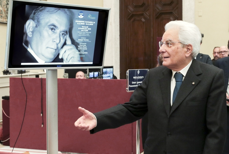 Il Presidente Sergio Mattarella in occasione della cerimonia commemorativa di Giuseppe Tatarella