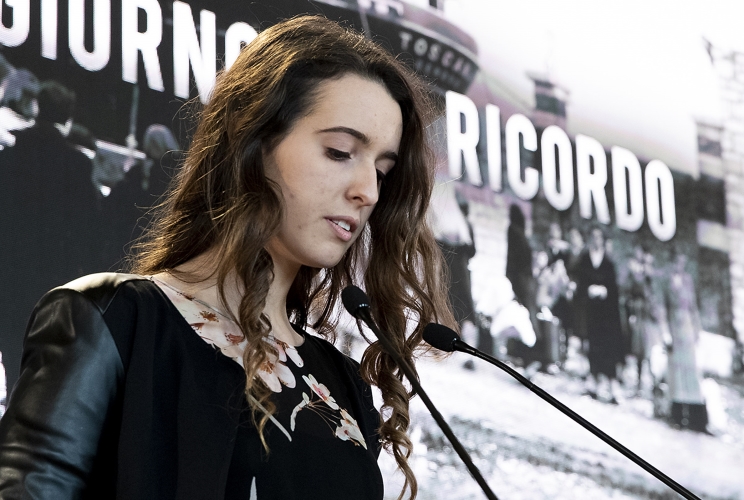 Lettura di un brano tratto dal romanzo "Verde Acqua" di Marisa Madieri, da parte della studentessa Gaia Sperandio, in occasione della celebrazione del "Giorno del Ricordo"