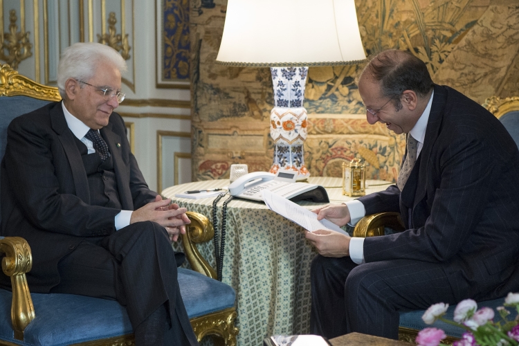 Il Presidente Sergio Mattarella incontra il direttore del giornale "Il Messaggero" Virman Cusenza