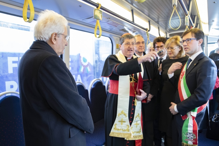 Il Presidente della Repubblica Sergio Mattarella all'Aeroporto di Peretola,durante la benedizione del nuovo tratto T2 della tramvia di Firenze