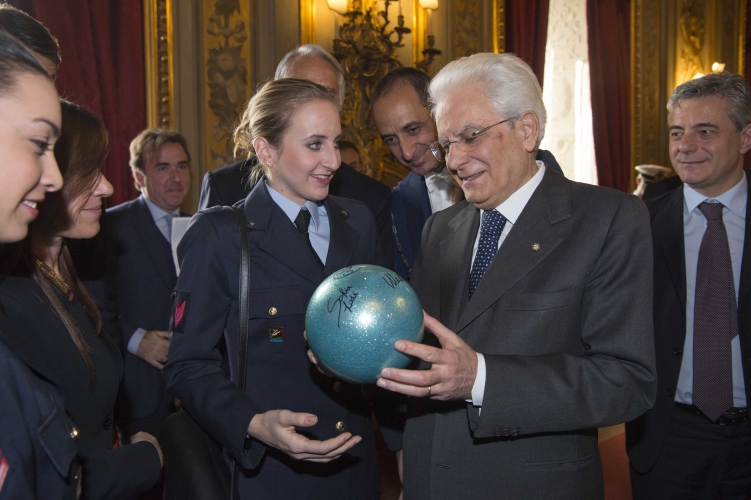 Il Presidente Sergio Mattarella in occasione dell'incontro con una rappresentanza di atleti italiani olimpici