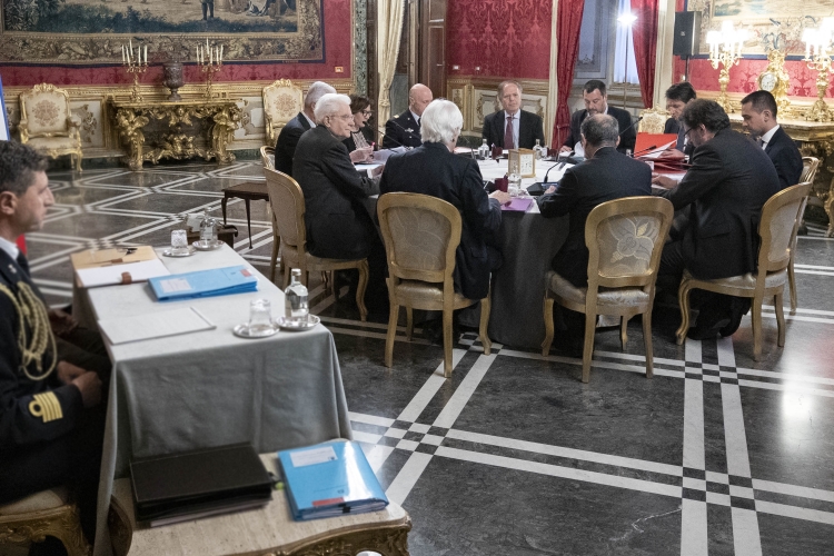 Il Presidente Sergio Mattarella in occasione della riunione del Consiglio Supremo di Difesa

