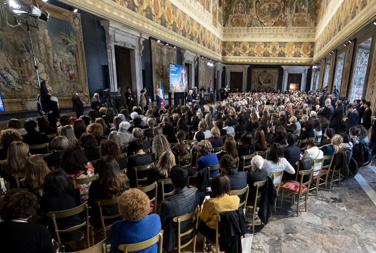 Il Presidente Sergio Mattarella in occasione della celebrazione della Giornata Internazionale della Donna, da titolo “Mai più schiave”