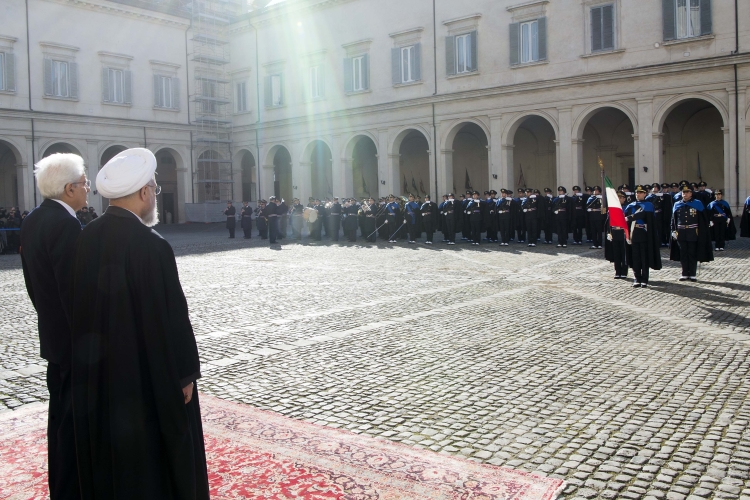 Il Presidente della Repubblica Sergio Mattarella con il Presidente della Repubblica Islamica dell'Iran Hassan Rouhani,