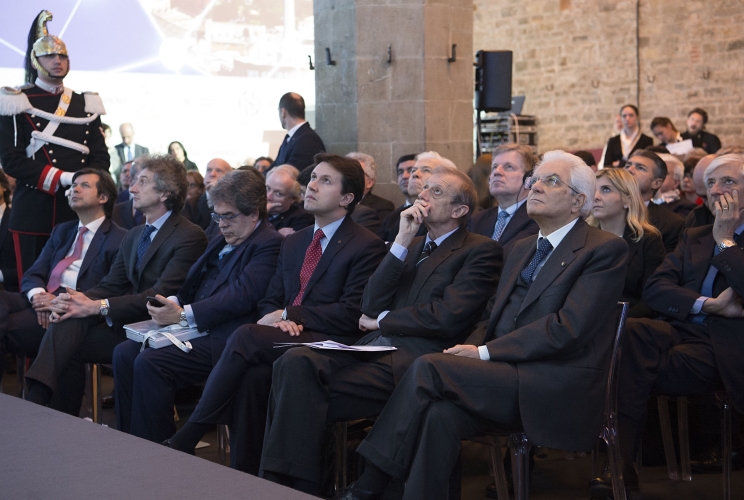 Il Presidente Sergio Mattarella con il Presidente dell'Anci, Piero Fassino 