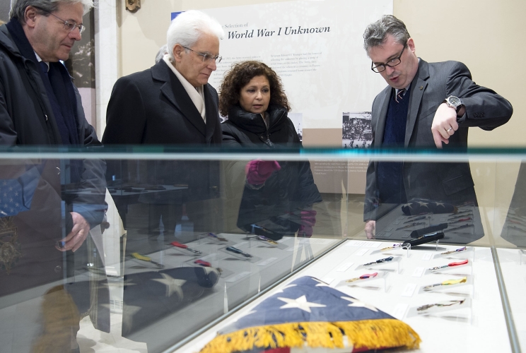 Il Presidente Sergio Mattarella visita il Memorial Hall
