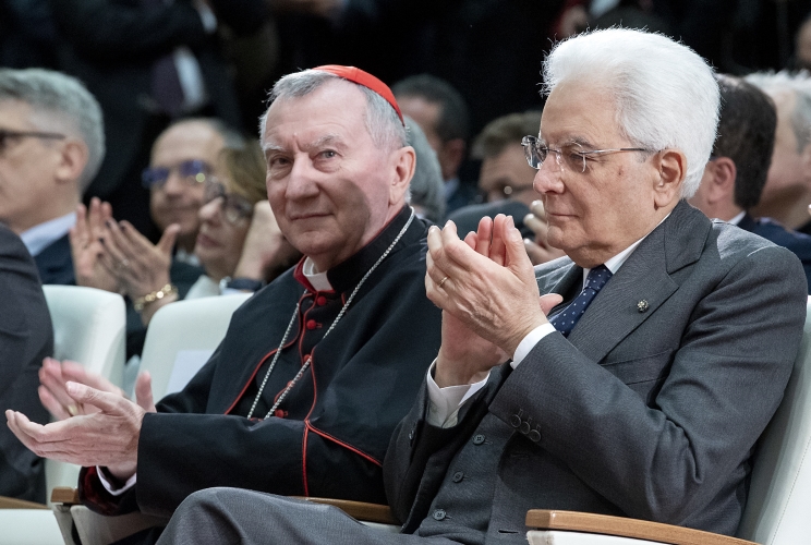 Il Presidente Sergio Mattarella con S. Em. Rev.ma il Cardinale Pietro Parolin, Segretario di Stato di Sua Santità, all’Ospedale Pediatrico Bambino Gesù, in occasione del 150° anniversario della fondazione