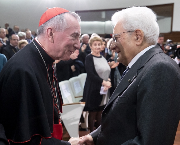 Il Presidente Sergio Mattarella con S. Em. Rev.ma il Cardinale Pietro Parolin, Segretario di Stato di Sua Santità all’Ospedale Pediatrico Bambino Gesù, in occasione del 150° anniversario della fondazione