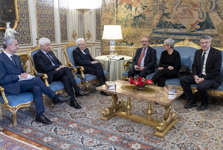 Il Presidente Sergio Mattarella nel corso dell'incontro con i Segretari Generali della CGIL, CISL, UIL – rispettivamente, Maurizio Landini, Annamaria Furlan e Carmelo Barbagallo