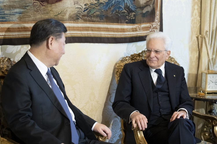 Il Presidente della Repubblica Sergio Mattarella con  Xi Jinping, Presidente della Repubblica Popolare Cinese.
