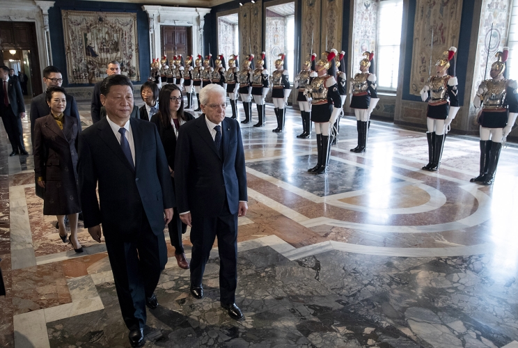 Il Presidente Sergio Mattarella con il Presidente della Repubblica Popolare Cinese XI Jinping al termine della visita di Stato