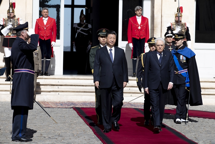 Il Presidente Sergio Mattarella con il Presidente della Repubblica Popolare Cinese XI Jinping al termine della visita di Stato