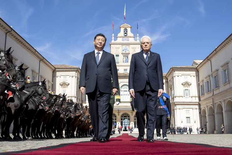 Il Presidente Sergio Mattarella con il Presidente della Repubblica Popolare Cinese XI Jinping al termine della visita di Stato