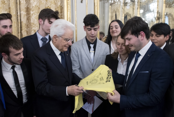 Il Presidente Sergio Mattarella nel corso dell'Incontro con alcune scolaresche delle Scuole secondarie di secondo grado