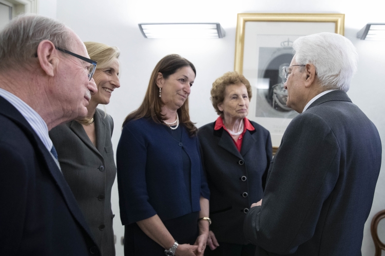 Il Presidente Sergio Mattarella con la Sig.ra paola De Gasperi,in occasione della presentazione dell’Edizione nazionale dell’Epistolario di Alcide De Gasperi