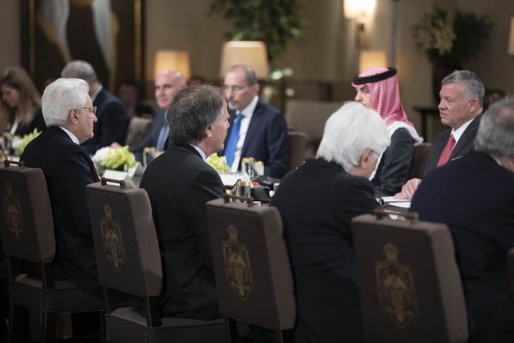 Il Presidente della Repubblica Sergio Mattarella con Sua Maestà Re Abdullah II, al Palazzo Al Husseiniya, durante i colloqui con le rispettive delegazioni, in occasione della visita Ufficiale nel Regno Hascemita di Giordania