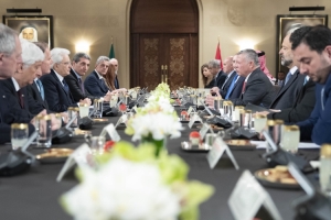 Il Presidente della Repubblica Sergio Mattarella con sua Maestà Re Abdullah II ,al Palazzo Al Husseiniya, durante i colloqui con le rispettive delegazioni,in occasione della visita Ufficiale nel Regno Hascemita di Giordania
