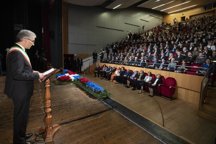 Il Sindaco di Vittorio Veneto, Roberto Tonon, alla cerimonia commemorativa del 74° anniversario della Liberazione