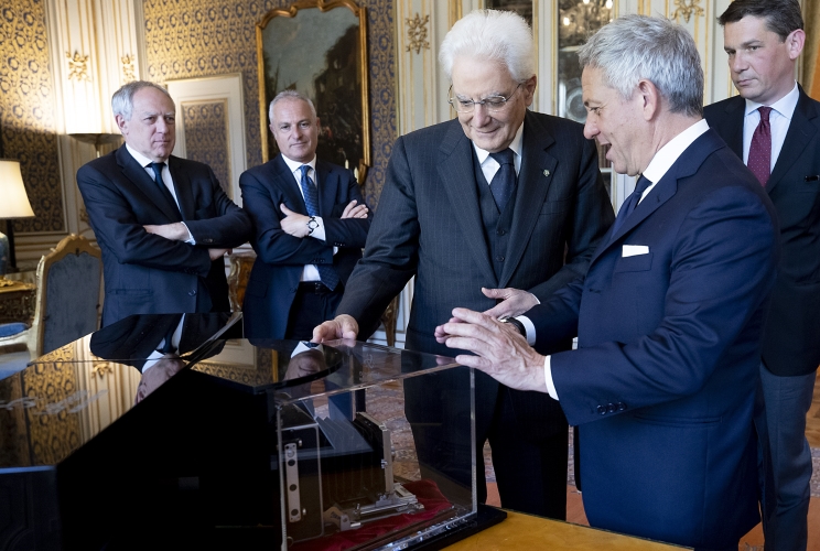 Il Presidente Sergio Mattarella nel corso dell'incontro con Marco Maria Durante, Presidente di LaPresse, unitamente ad una delegazione 