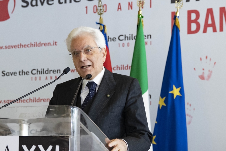 Il Presidente Sergio Mattarella al Museo MAXXI – Museo Nazionale delle Arti del XXI secolo di Roma,in occasione della cerimonia di celebrazione del centenario di “Save the Children”. 

