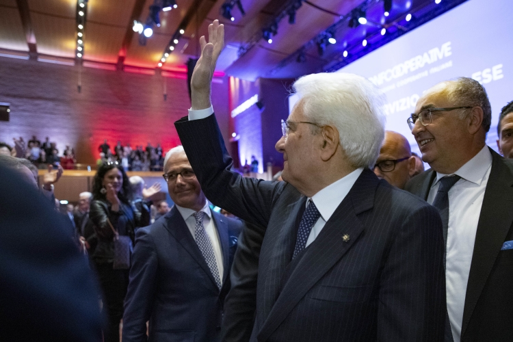 Il Presidente Sergio Mattarella alla cerimonia di celebrazione del centenario di fondazione della Confederazione Cooperative Italiane
