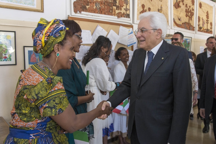 Il Presidente Sergio Mattarella alla Scuola Statale Italiana