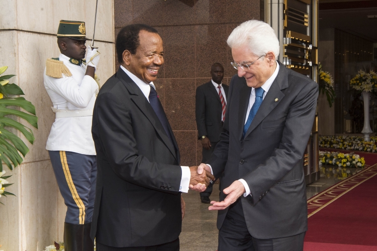 Il Presidente Sergio Mattarella accolto al Palazzo Presidenziale 