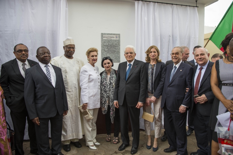 Il Presidente Sergio Mattarella visita la sede dell'Impresa Sociale Ferrero Camerun 