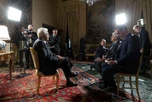 Il Presidente della Repubblica Sergio Mattarella nel corso dell'intervista con i media vaticani