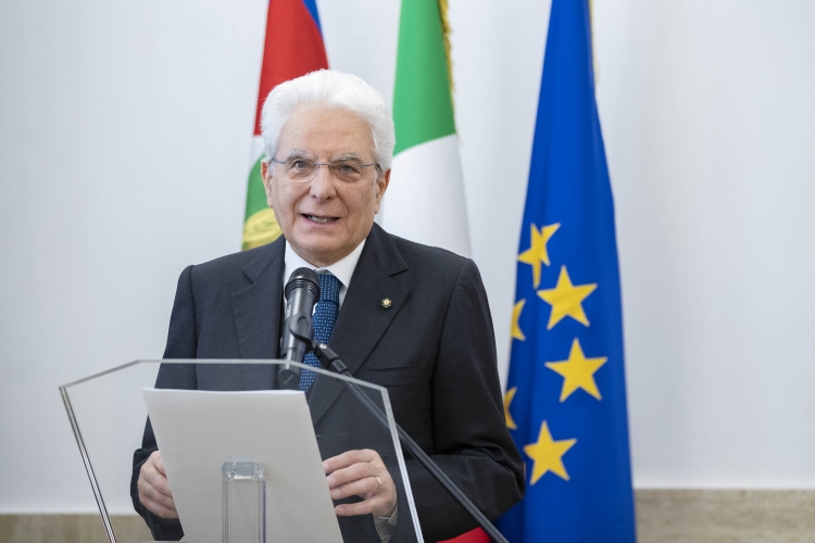 Il Presidente Sergio Mattarella alla Sapienza Università di Roma,durante la cerimonia di intitolazione dell’Aula XIII a vent’anni dall’assassinio di Massimo D’Antona. 
