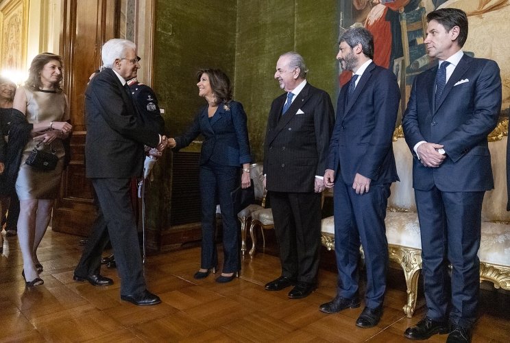 Il Presidente Sergio Mattarella incontra le più Alte Cariche dello Stato in occasione del concerto eseguito dall’Orchestra Giovanile Italiana, diretta dal Maestro Marco Angius, in onore del Corpo Diplomatico accreditato presso lo Stato Italiano